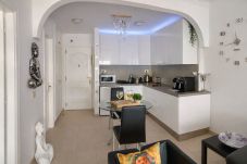 Apartment in Costa del Silencio - Balcon con Vistas al Mar Relax  Wifi Pool